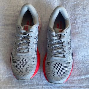 ASICS women’s gel Kayano 26